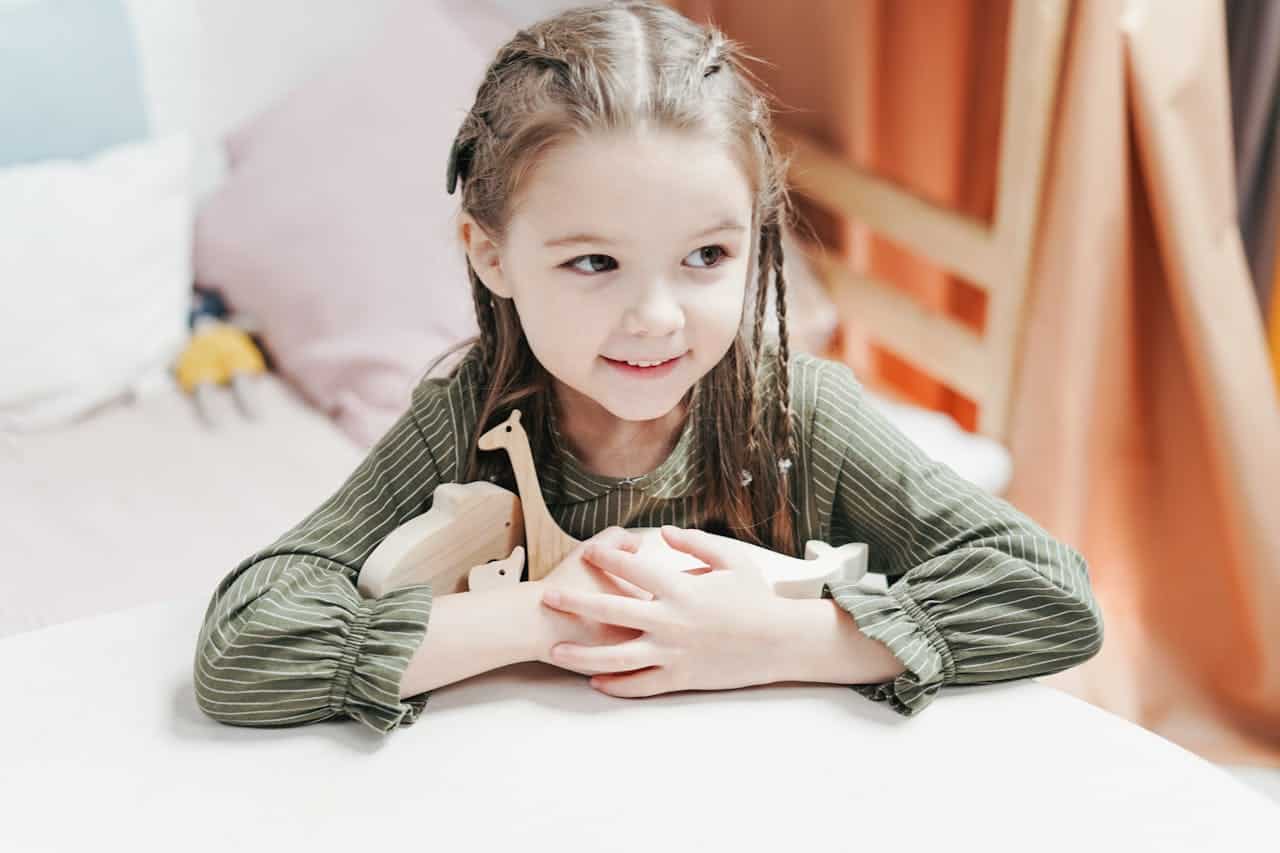 Custom Graphic Design Service vs DIY Tools